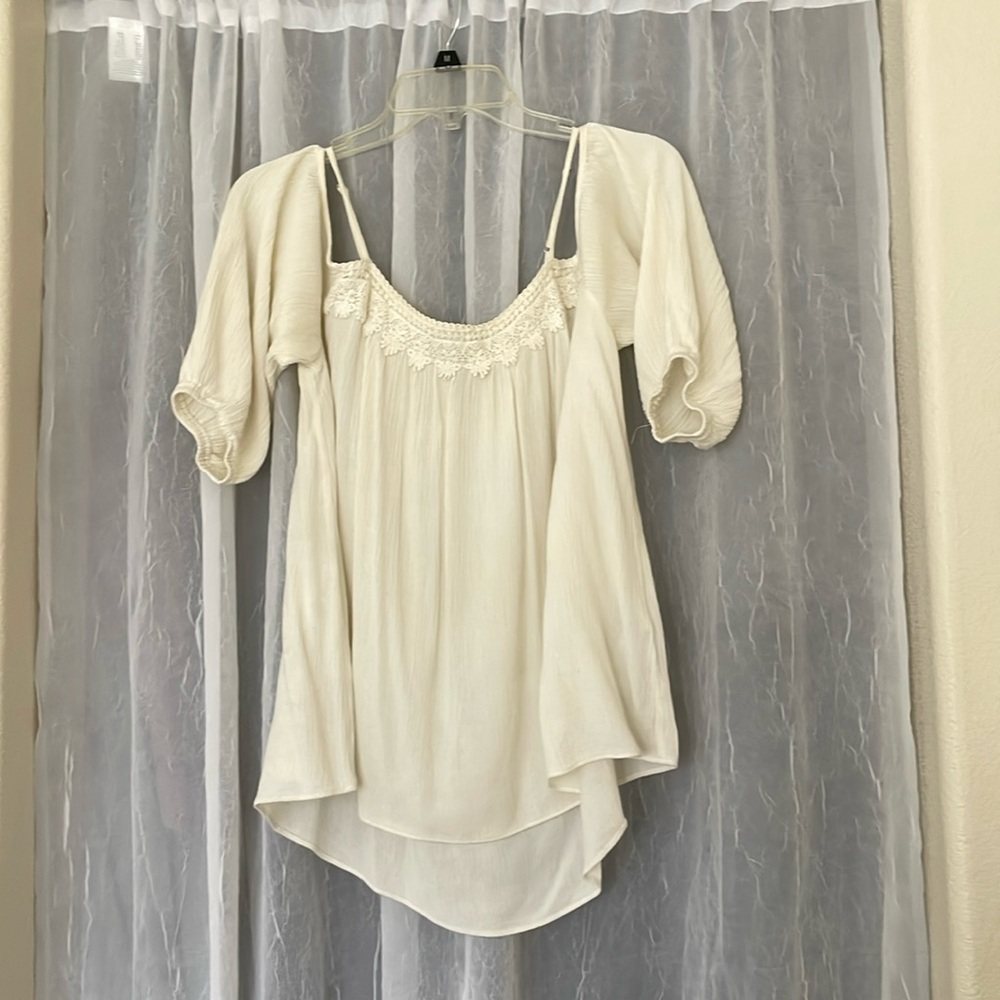 Forever 21 spaghetti strap blouse